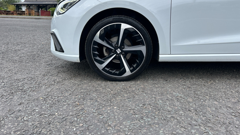 SEAT Ibiza 1.0 MPI FR Sport 5dr Petrol Hatchback